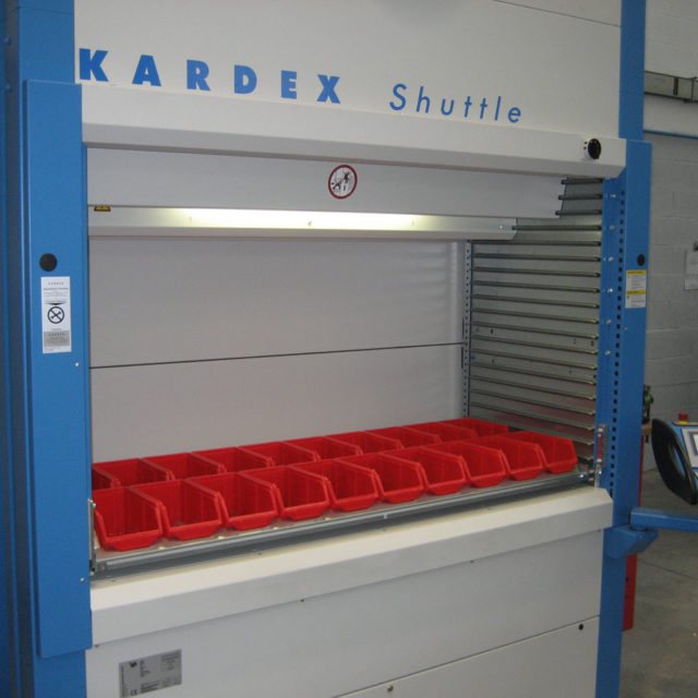Elektronisches Kardex-Lager für Werkzeuge und Material zur Maschineneinstellung